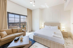 Trendy Dubailand Studio For Stylish Travelers